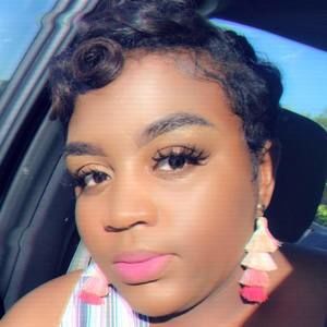 Meet your Posher, Doria